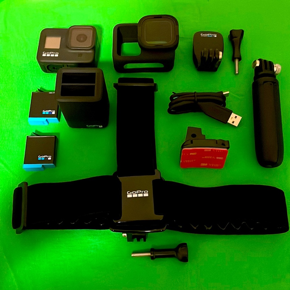 GoPro HERO 8 Black plus accessories
